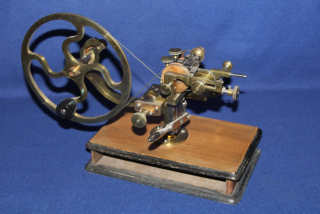 STAROŽITNÝ PŘÍSTROJ, HODINÁŘSKÝ?