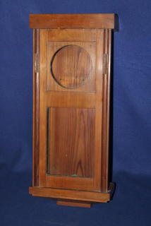 SKŘÍŇKA NA HODINY, TŘEŠEŇ