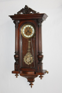 STAROŽITNÉ HODINY, PENDLOVKY